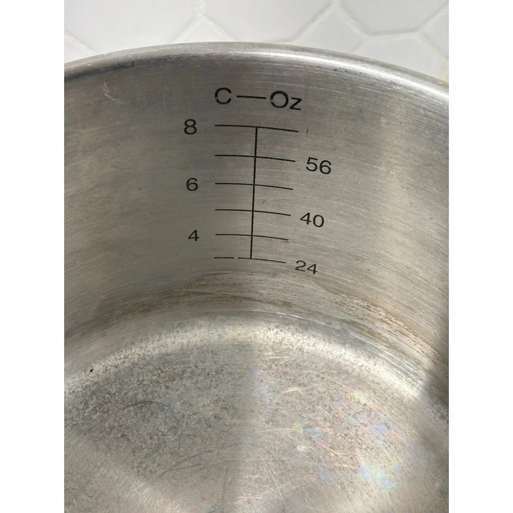 Calphalon Saucepan 2.5 QT Silver Stainless Steel 87025 Induction Ready